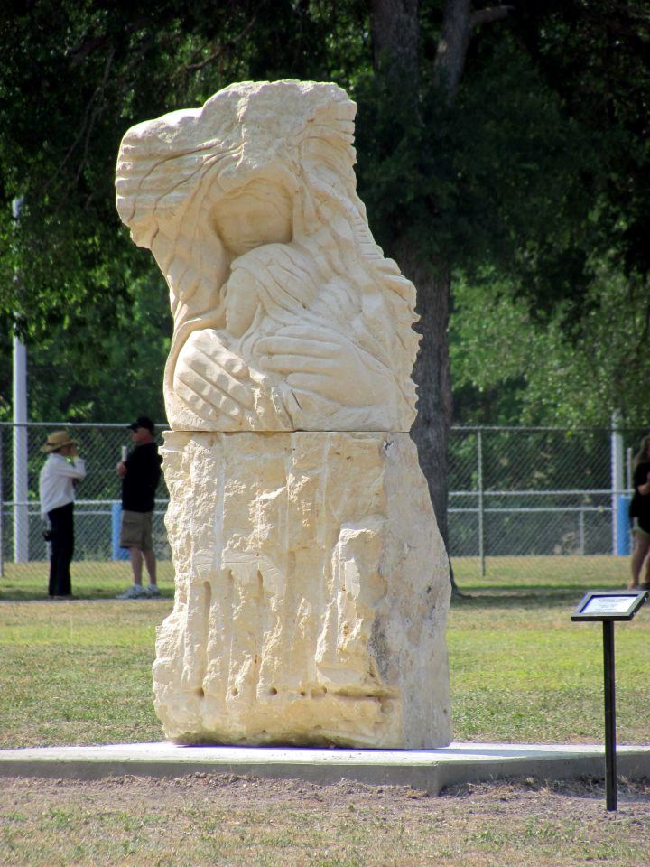 "Eternal Love" by State of Texas 3D Sculptor of 2009 Eliseo - 2012